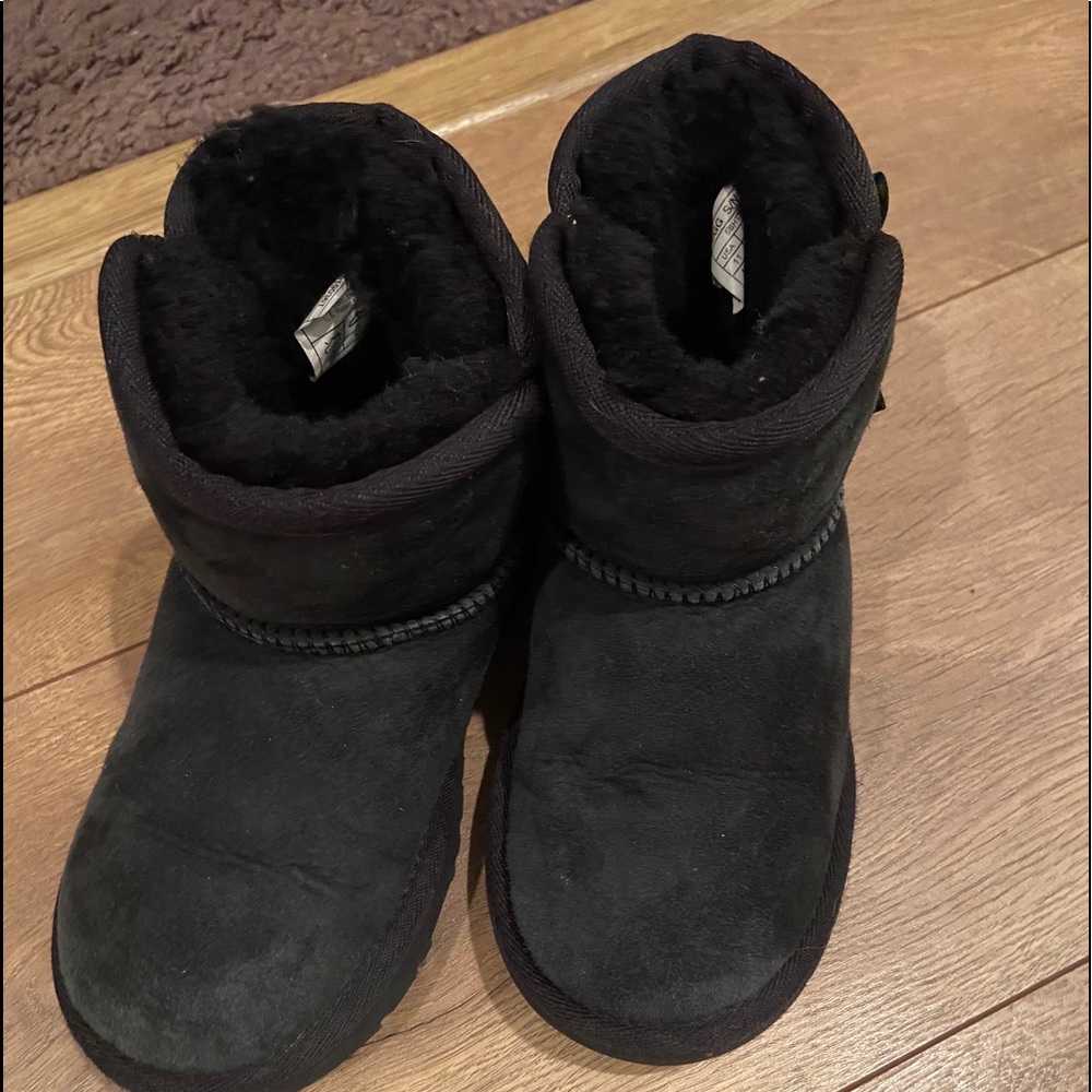 Girls Size 11 Ugg Boots